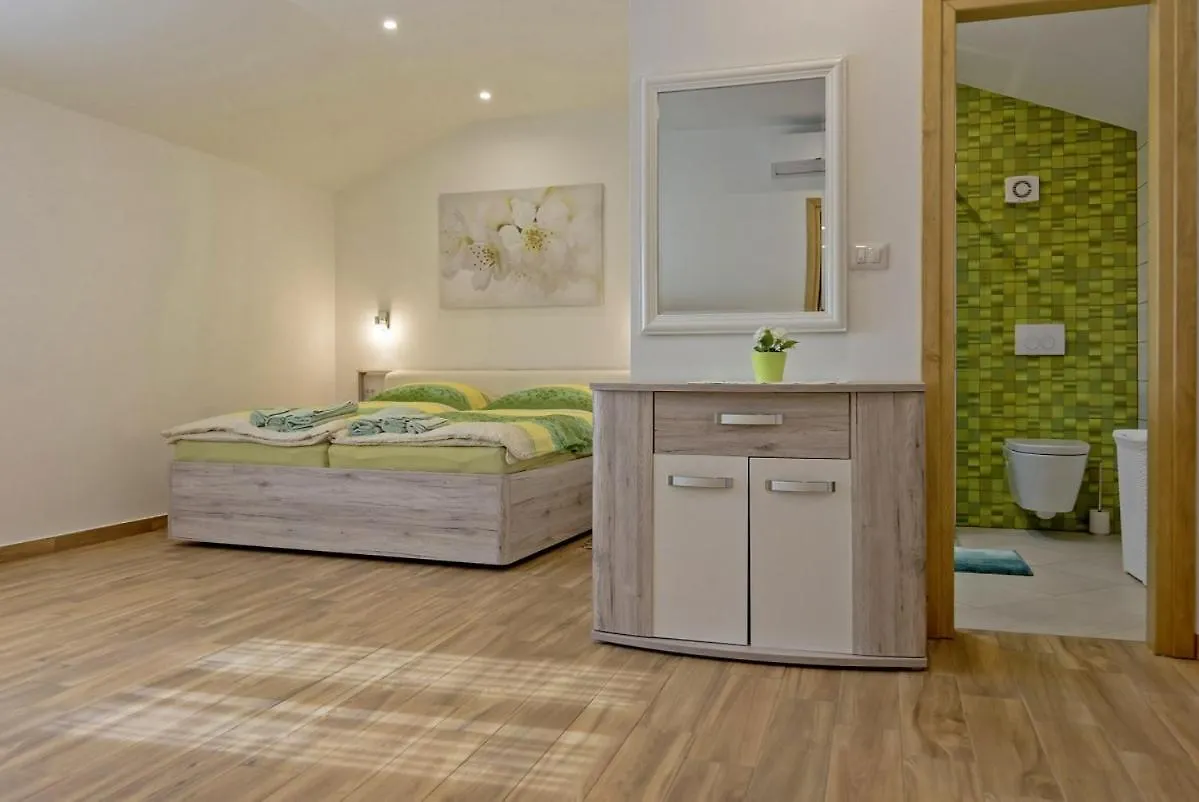 Villa Rina In Barat - Haus Fuer 6-7 Personen 칸파나르 크로아티아