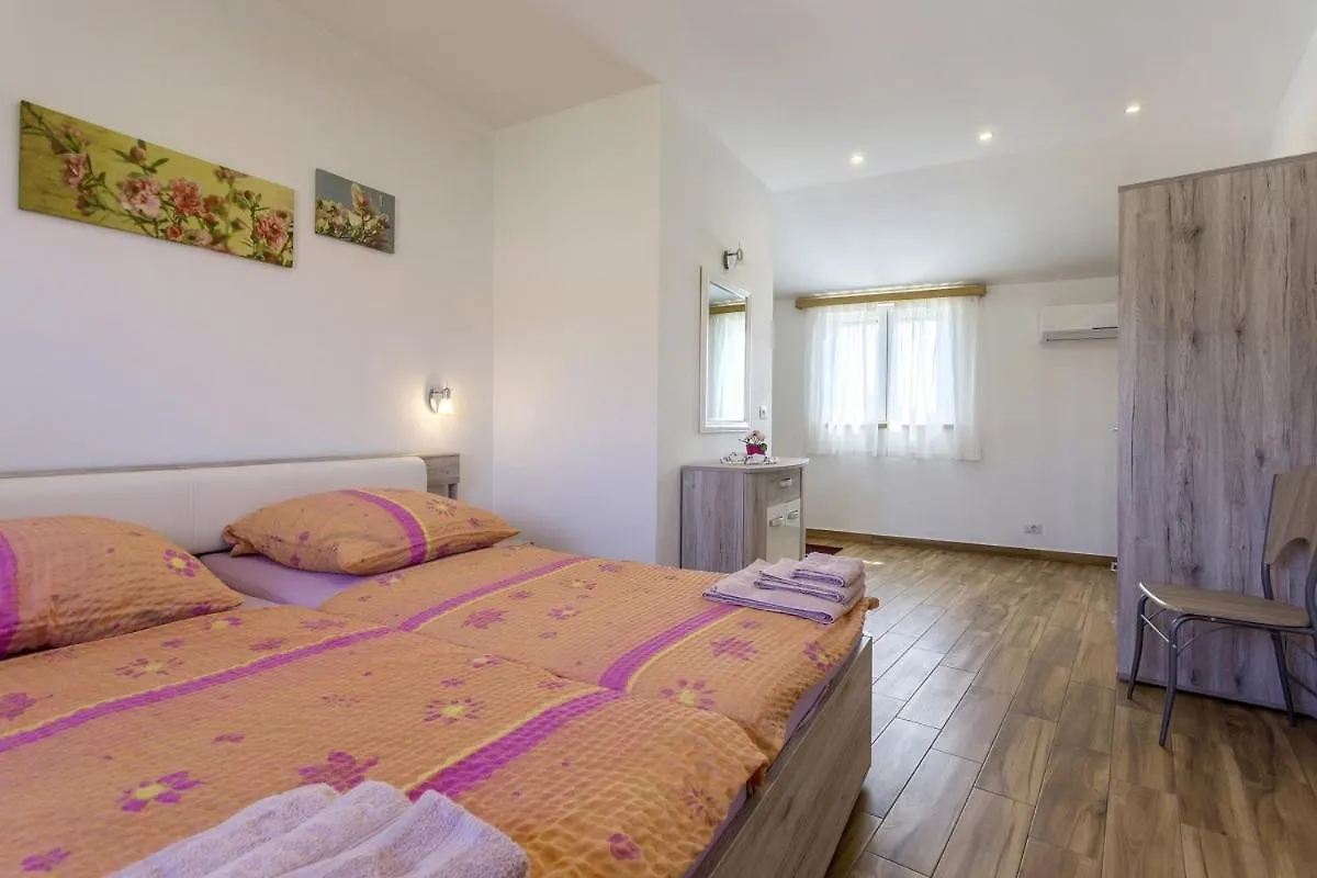 Villa Rina In Barat - Haus Fuer 6-7 Personen 칸파나르 크로아티아